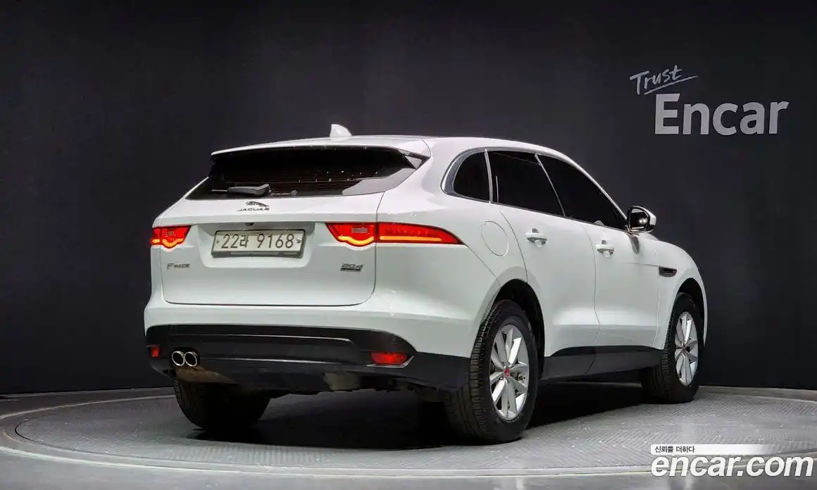 Jaguar F-Pace 2018 2.0 Автомат в Москве № 335810, фото 13