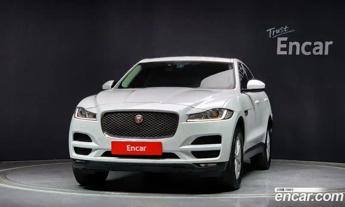 Jaguar F-Pace 2018 2.0 Автомат в Москве № 335810, фото 8