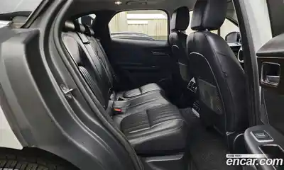 Jaguar F-Pace 2018 2.0 Автомат в Москве № 335810, миниатюра 9