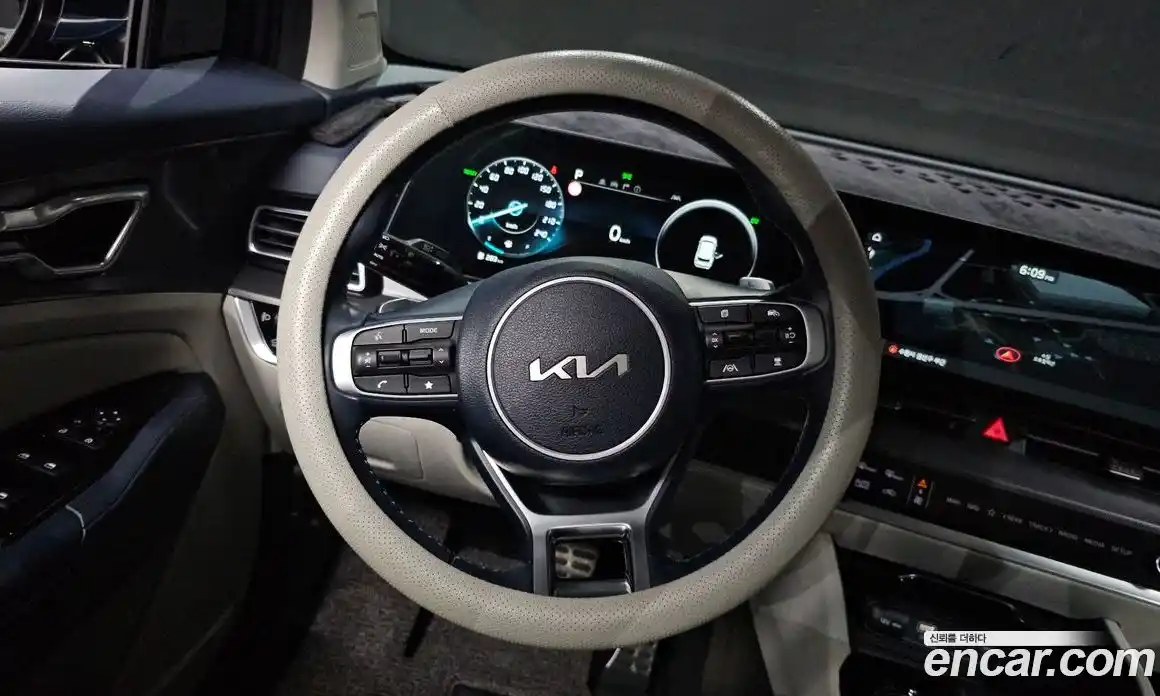 Kia Sportage 2023 1.6 Автомат в Москве № 336122, фото 12