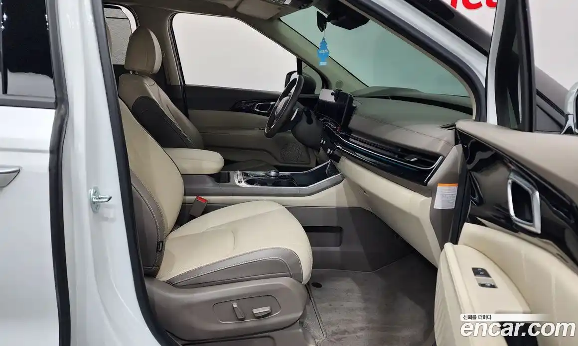 Kia Canival 2024 1.6 Автомат в Москве № 338674, фото 11