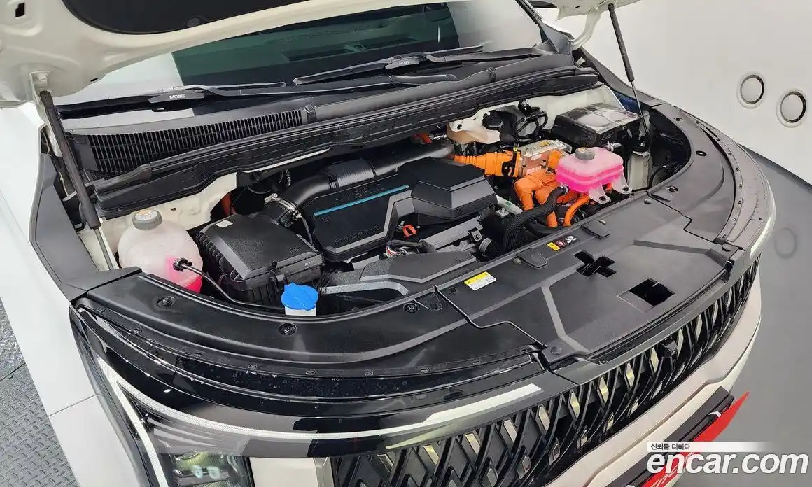 Kia Canival 2024 1.6 Автомат в Москве № 338674, фото 6