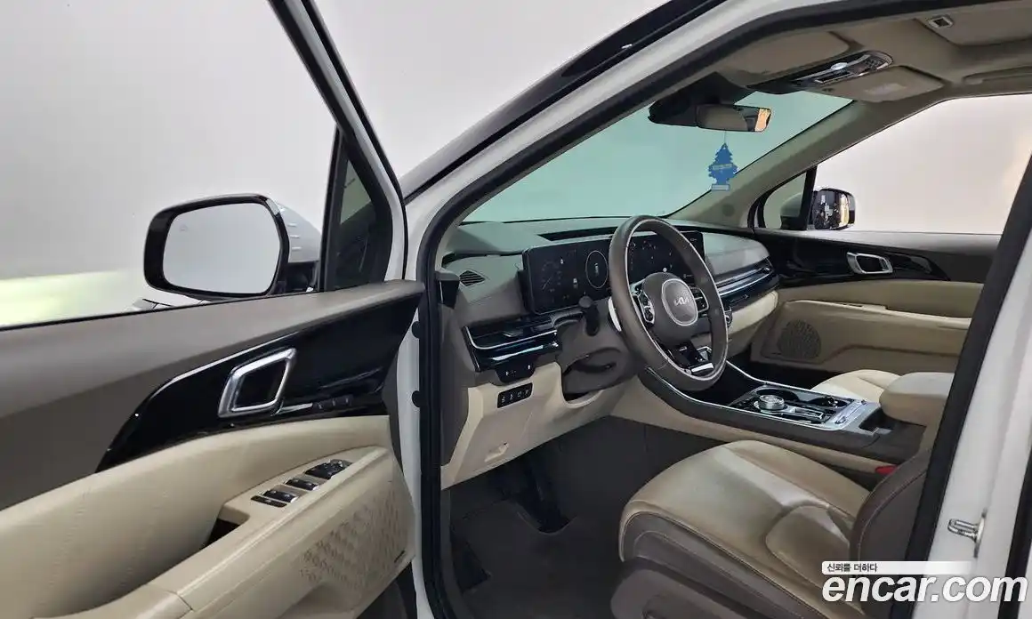 Kia Canival 2024 1.6 Автомат в Москве № 338674, фото 10