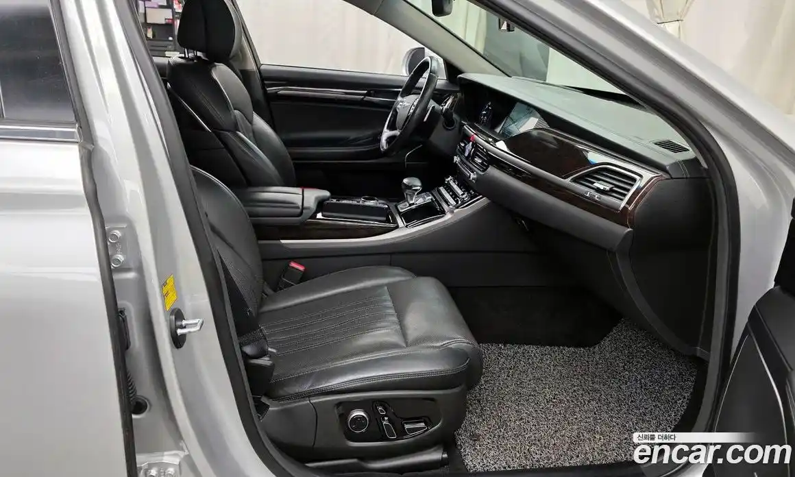 Genesis EQ900 2016 3.8 Автомат в Москве № 339942, фото 11