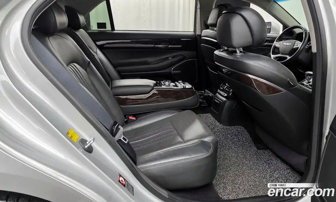 Genesis EQ900 2016 3.8 Автомат в Москве № 339942, фото 13