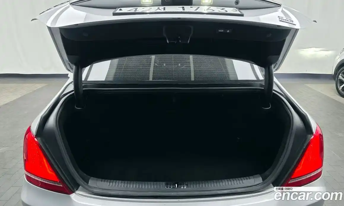 Genesis EQ900 2016 3.8 Автомат в Москве № 339942, фото 14