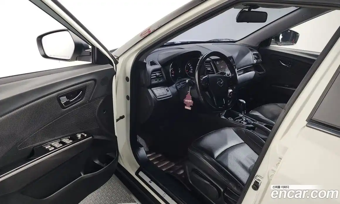 SsangYong TIBOLI 2017 1.6 Автомат в Москве № 341000, фото 13