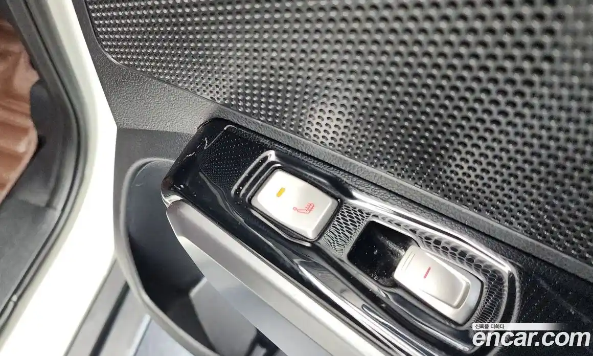 SsangYong TIBOLI 2017 1.6 Автомат в Москве № 341000, фото 4