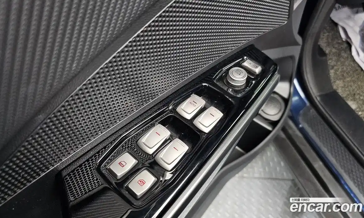 SsangYong TIBOLI 2018 1.6 Автомат в Москве № 341302, фото 13