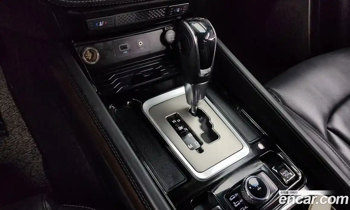 SsangYong Rexton 2018 2.2 Автомат в Москве № 341427, фото 13