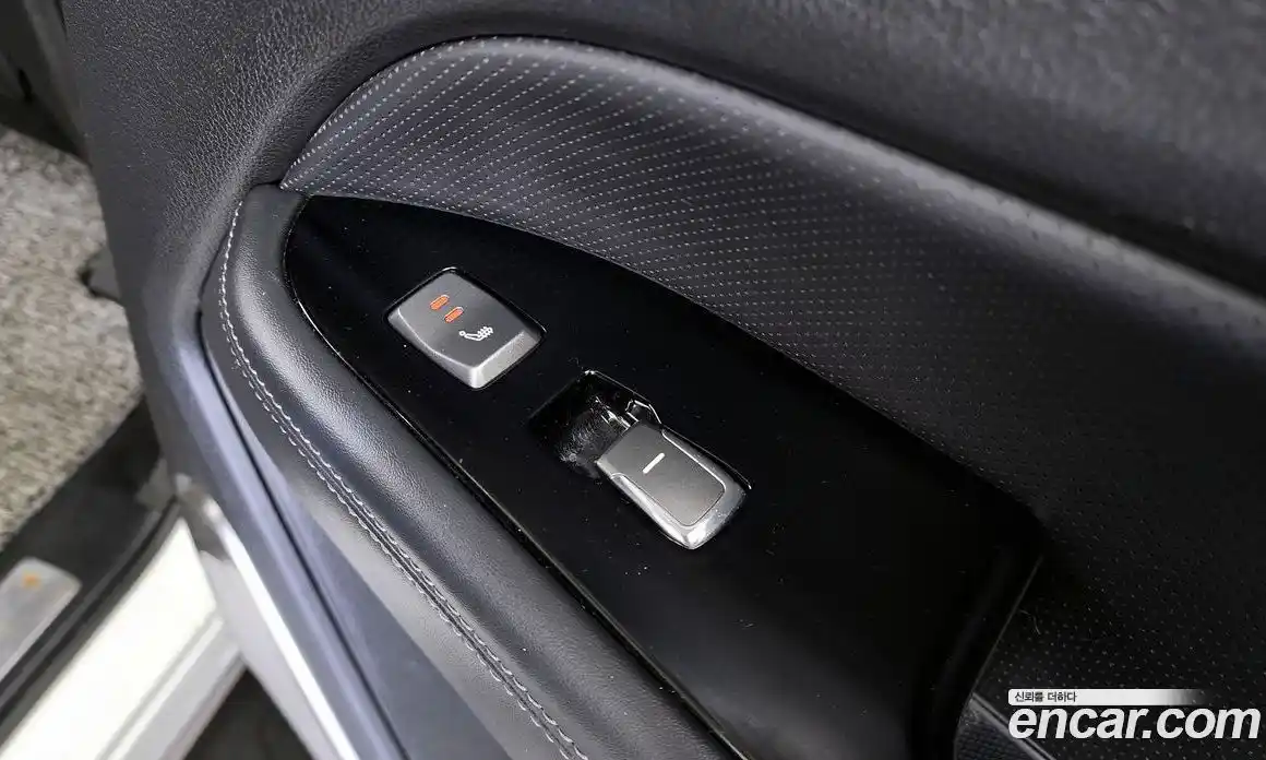 SsangYong Rexton 2018 2.2 Автомат в Москве № 341427, фото 8