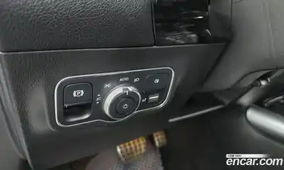 Mercedes-Benz EQA 2022 0.2 Автомат в Москве № 342872, миниатюра 8