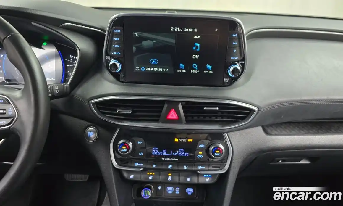 Hyundai Santa Fe 2019 2.0 Автомат в Москве № 357966, фото 14