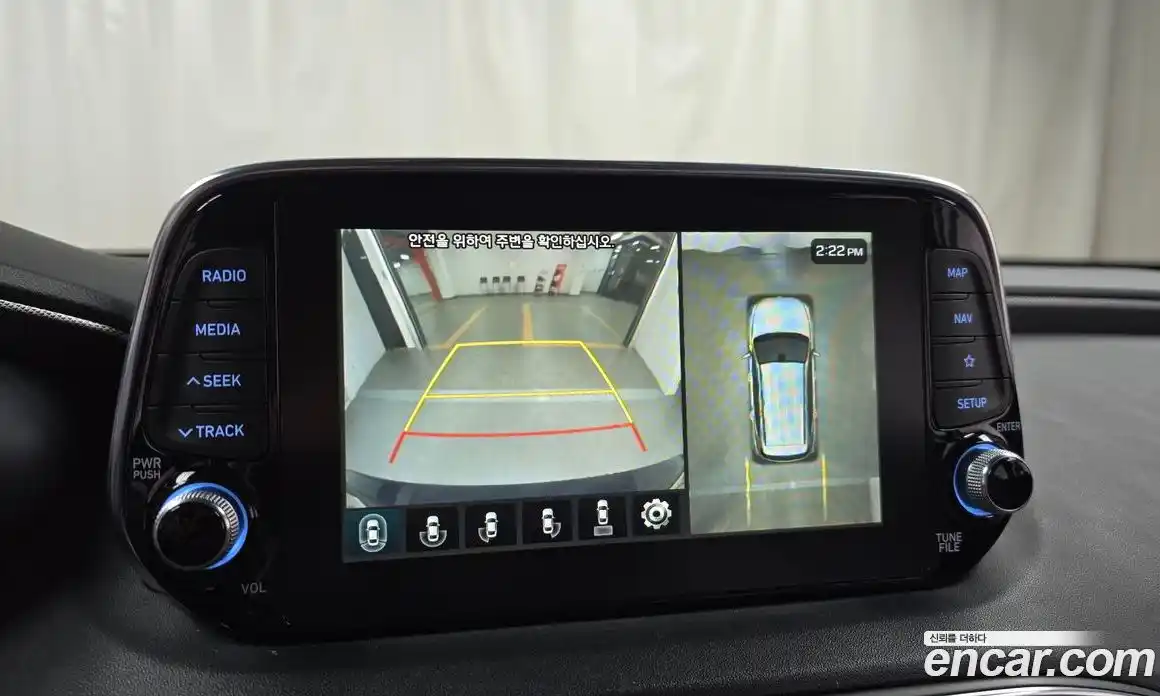 Hyundai Santa Fe 2019 2.0 Автомат в Москве № 357966, фото 15