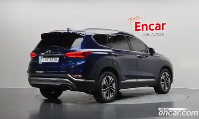 Hyundai Santa Fe 2019 2.0 Автомат в Москве № 357966, миниатюра 2