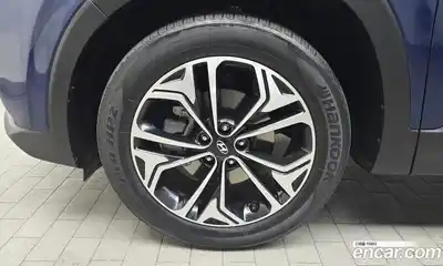 Hyundai Santa Fe 2019 2.0 Автомат в Москве № 357966, миниатюра 5