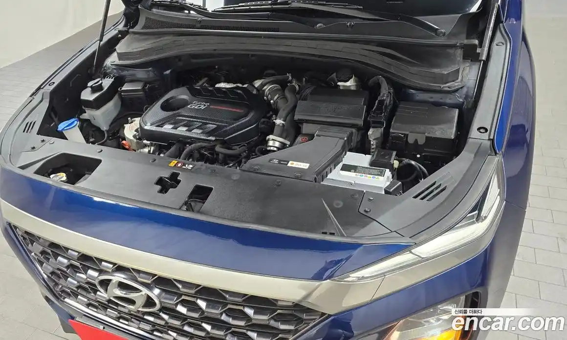 Hyundai Santa Fe 2019 2.0 Автомат в Москве № 357966, фото 6