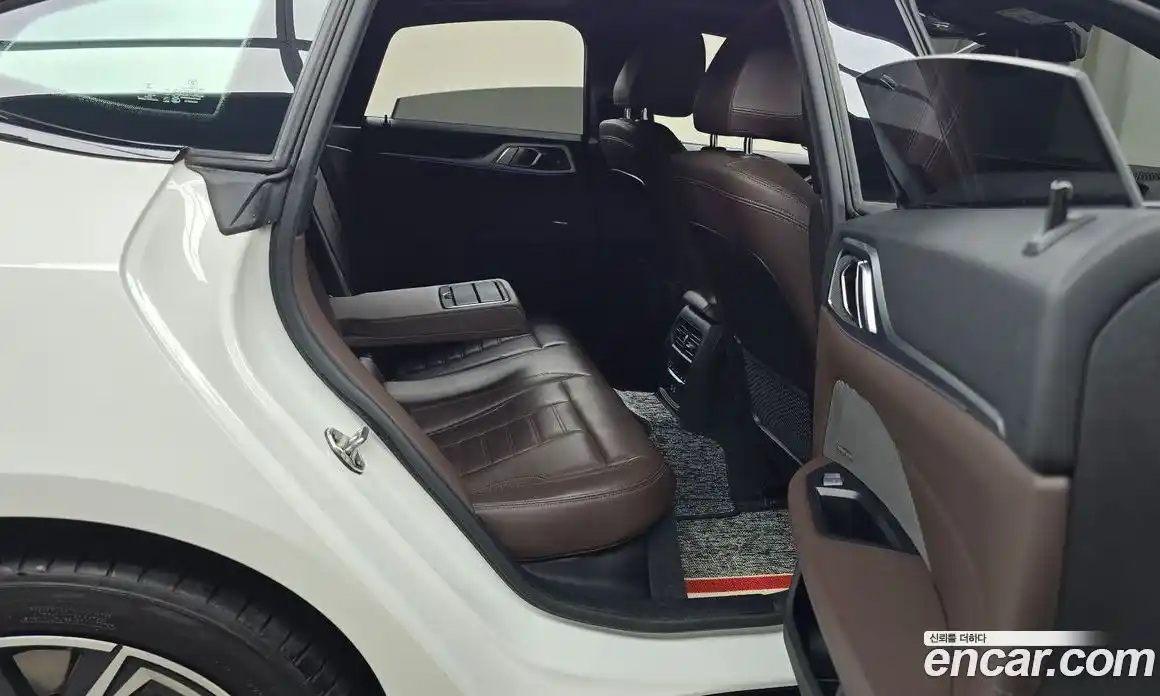 BMW i4 2023 0.2 Автомат в Москве № 367942, фото 12