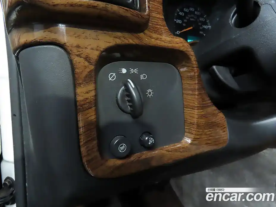 Chevrolet Express Van 2004 6.0 Автомат в Москве № 379893, фото 15