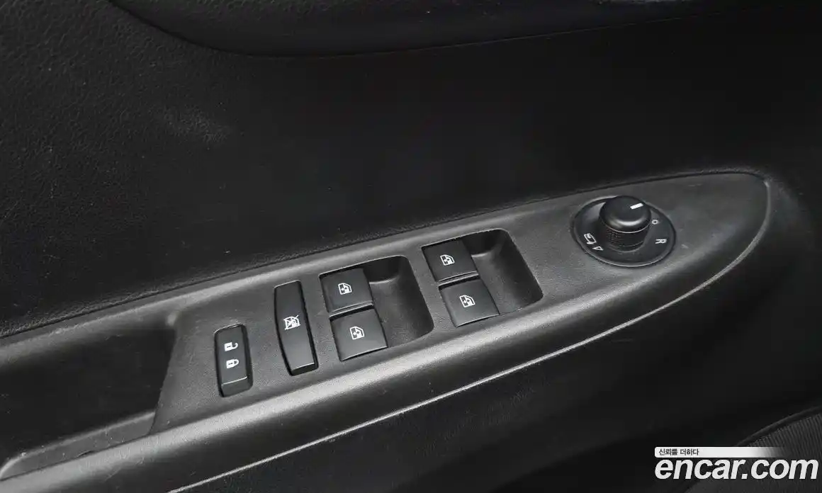 Chevrolet Spark 2017 1.0 Робот в Москве № 38607, фото 7