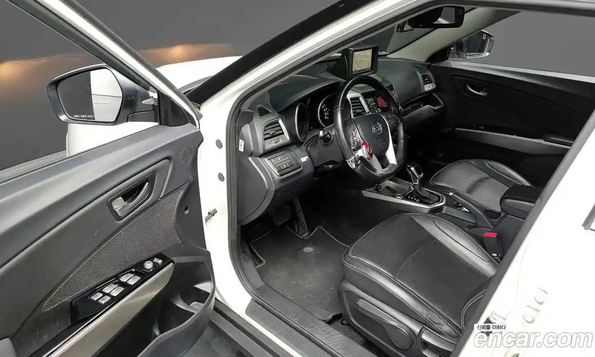 SsangYong TIBOLI 2019 1.6 Автомат в Москве № 388457, фото 12