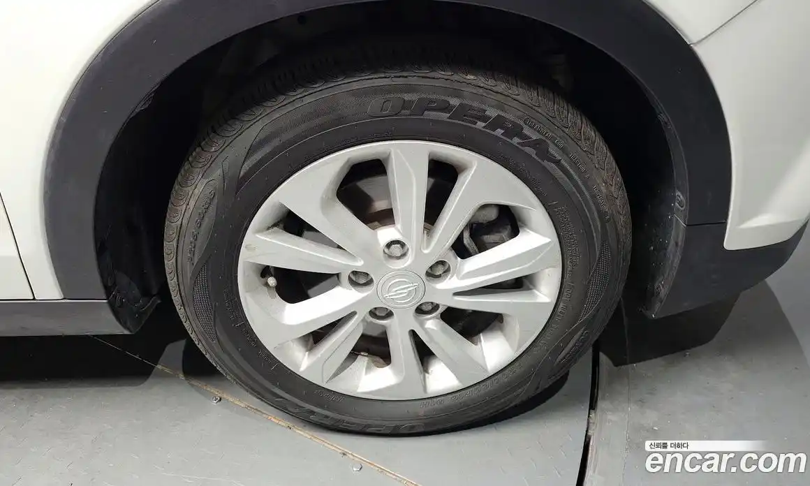 SsangYong TIBOLI 2019 1.6 Автомат в Москве № 388457, фото 5