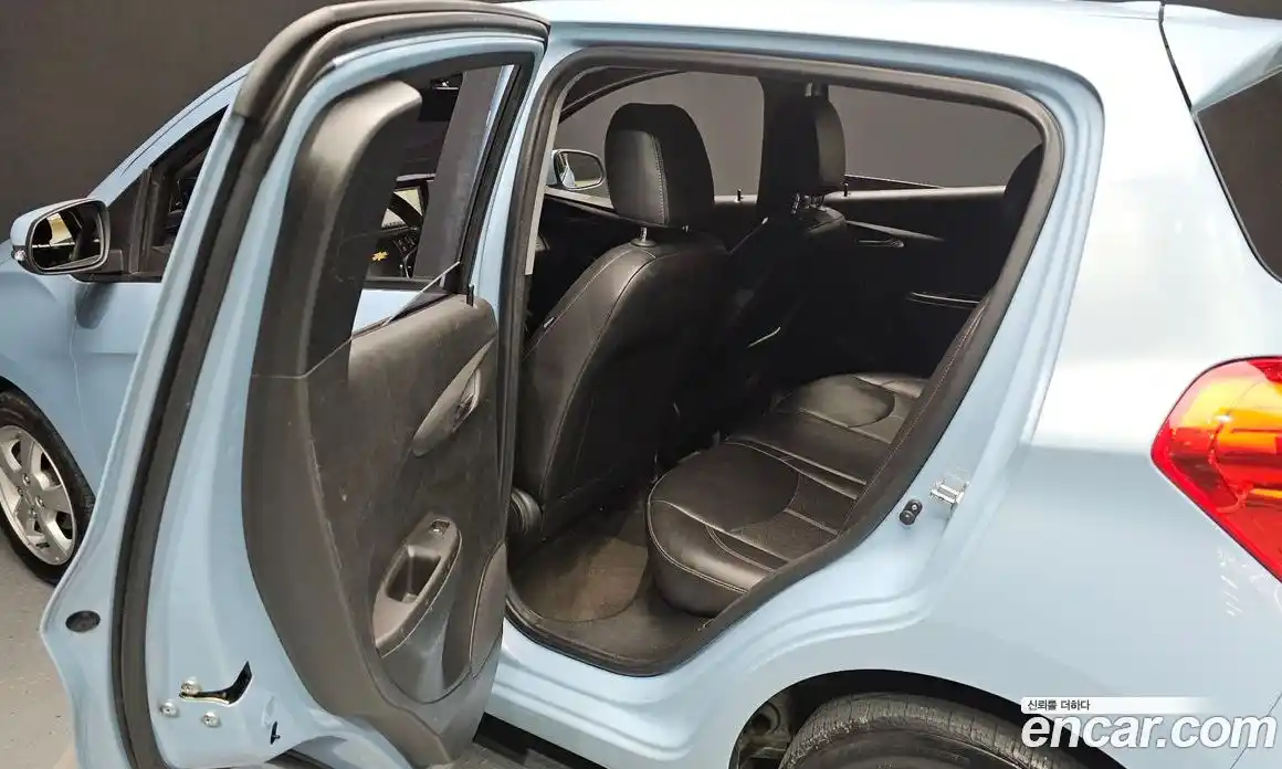 Chevrolet Spark 2016 1.0 Автомат в Москве № 39310, фото 16