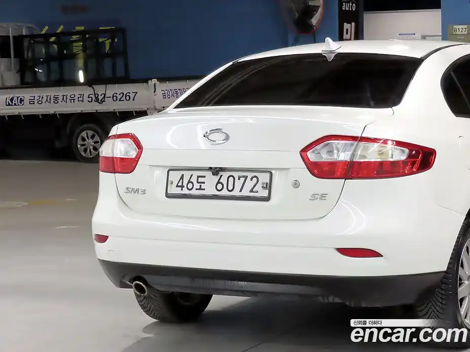 Renault SM3 2010 1.6 Автомат в Москве № 395510, фото 16