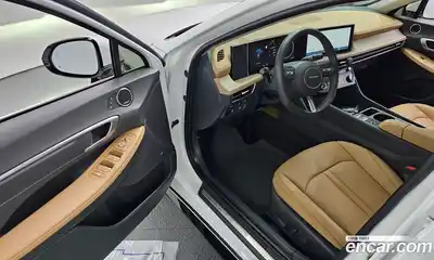Hyundai Sonata 2025 1.6 Автомат в Москве № 397415, миниатюра 11