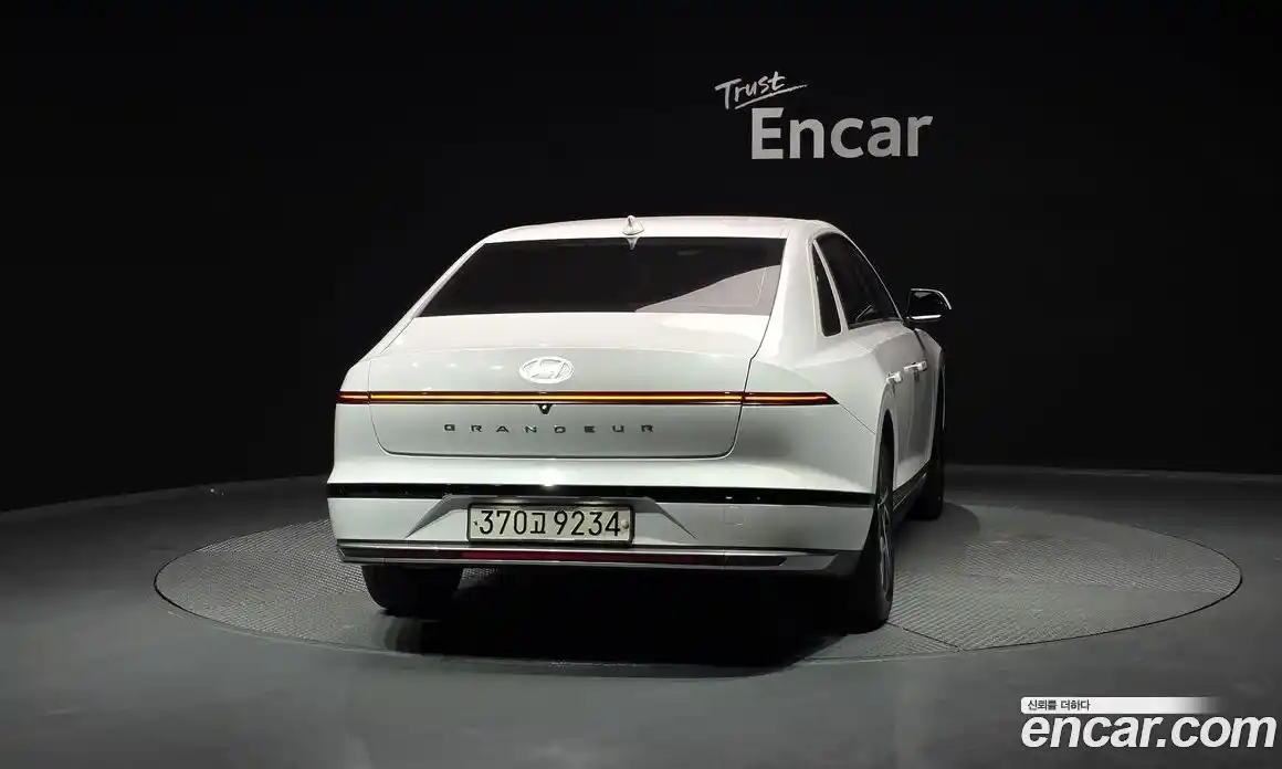 Hyundai Grandeur 2023 3.5 Автомат в Москве № 399939, фото 4