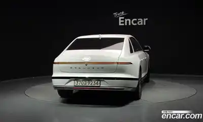 Hyundai Grandeur 2023 3.5 Автомат в Москве № 399939, миниатюра 4