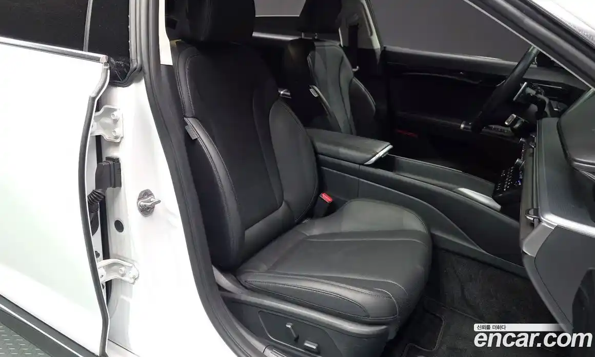 Hyundai Grandeur 2023 3.5 Автомат в Москве № 399939, фото 10