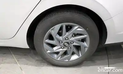 Hyundai Avante 2024 1.6 Автомат в Москве № 399954, миниатюра 5