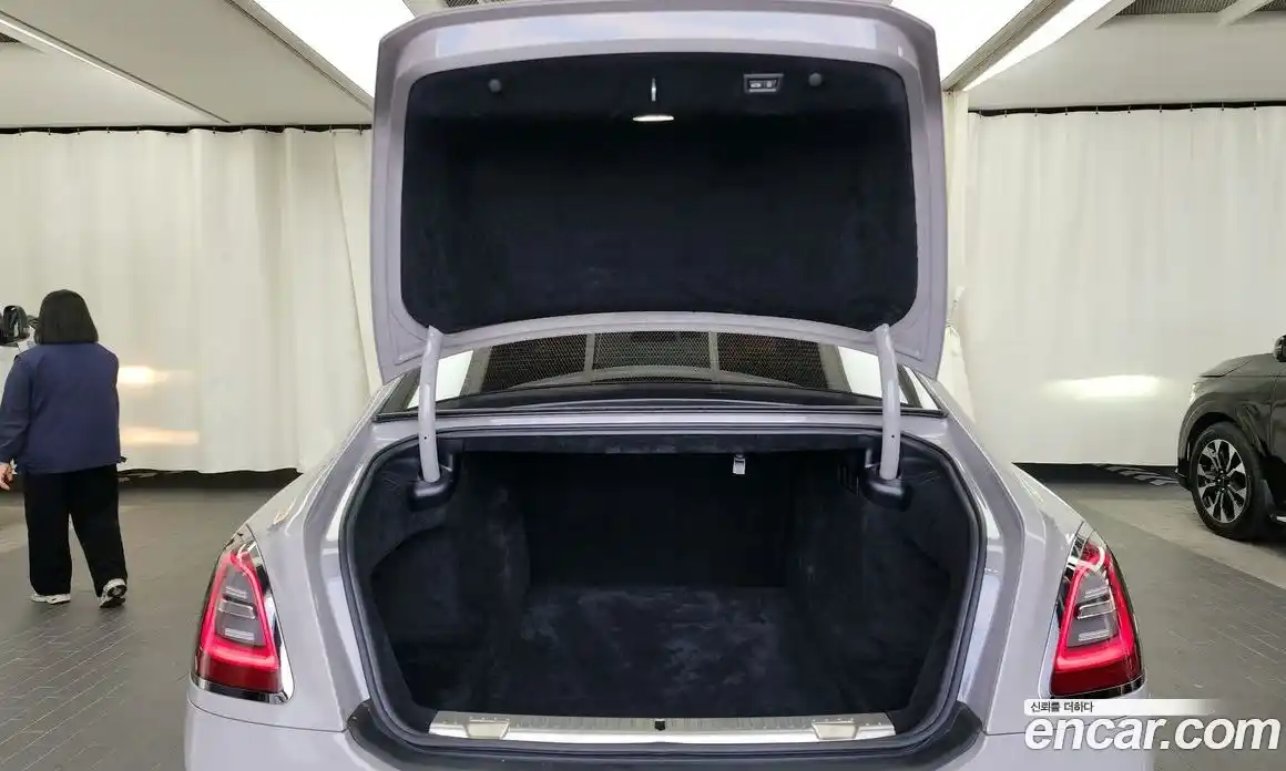 Rolls-Royce Ghost 2022 6.7 Автомат в Москве № 407214, фото 20