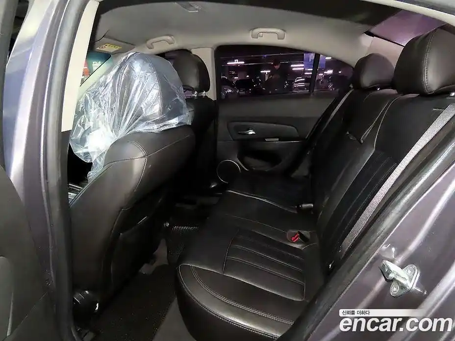 Chevrolet Cruze 2011 1.8 Автомат в Москве № 418466, фото 7