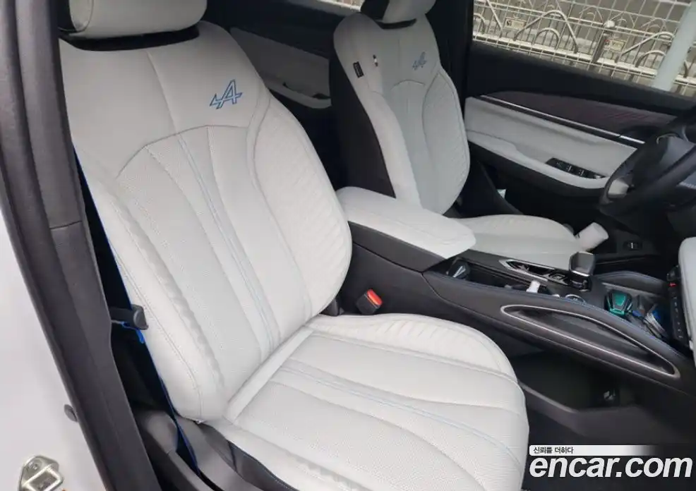 Renault Grand Koleos 2026 1.5 Автомат в Москве № 421425, фото 17