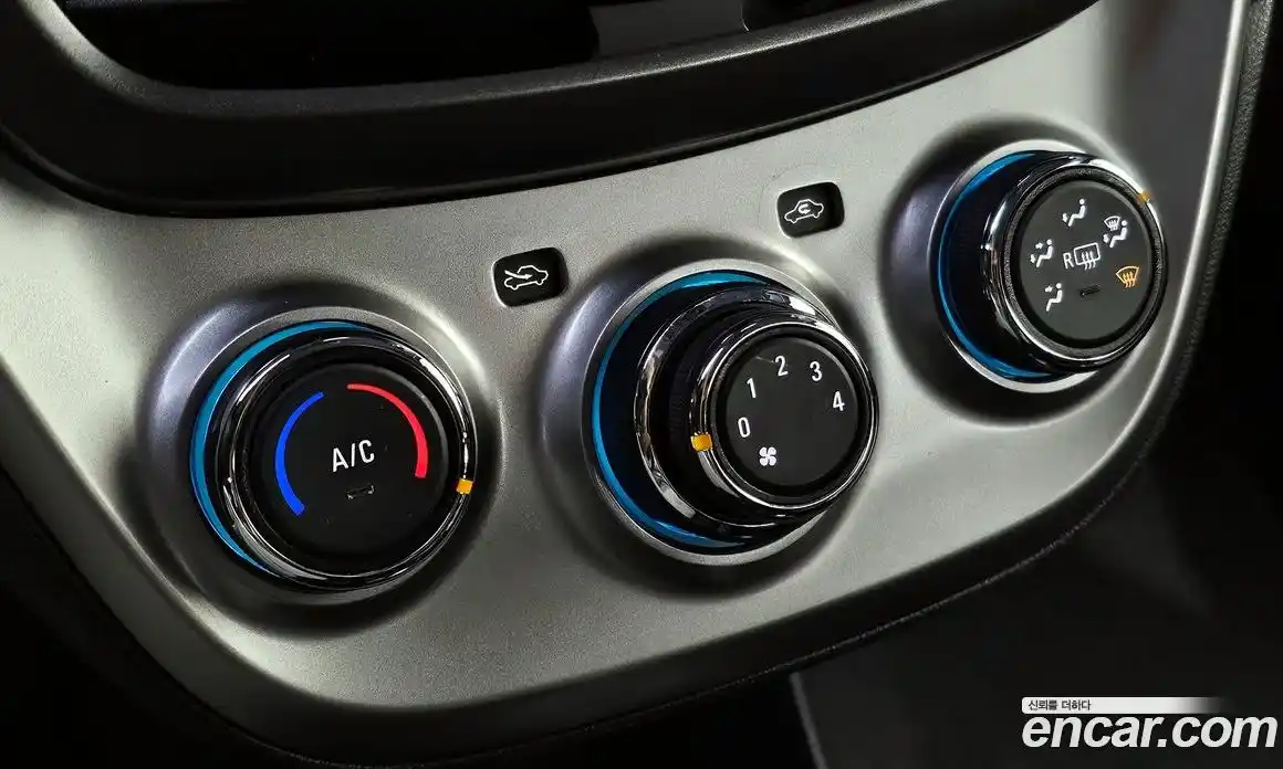 Chevrolet Spark 2018 1.0 Автомат в Москве № 42386, фото 10