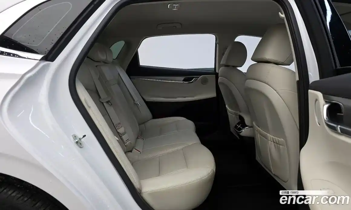 Hyundai Grandeur 2022 2.5 Автомат в Москве № 450135, фото 12