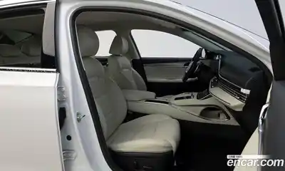 Hyundai Grandeur 2022 2.5 Автомат в Москве № 450135, миниатюра 10