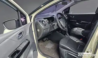 Renault QM3 2016 1.5 Автомат в Москве № 456035, миниатюра 11