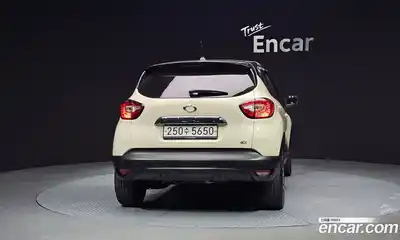 Renault QM3 2016 1.5 Автомат в Москве № 456035, миниатюра 4