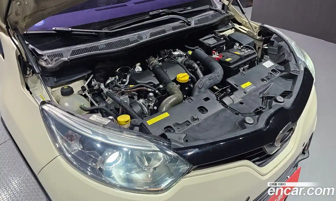 Renault QM3 2016 1.5 Автомат в Москве № 456035, фото 6