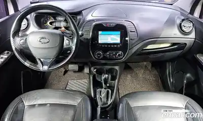 Renault QM3 2016 1.5 Автомат в Москве № 456035, миниатюра 7