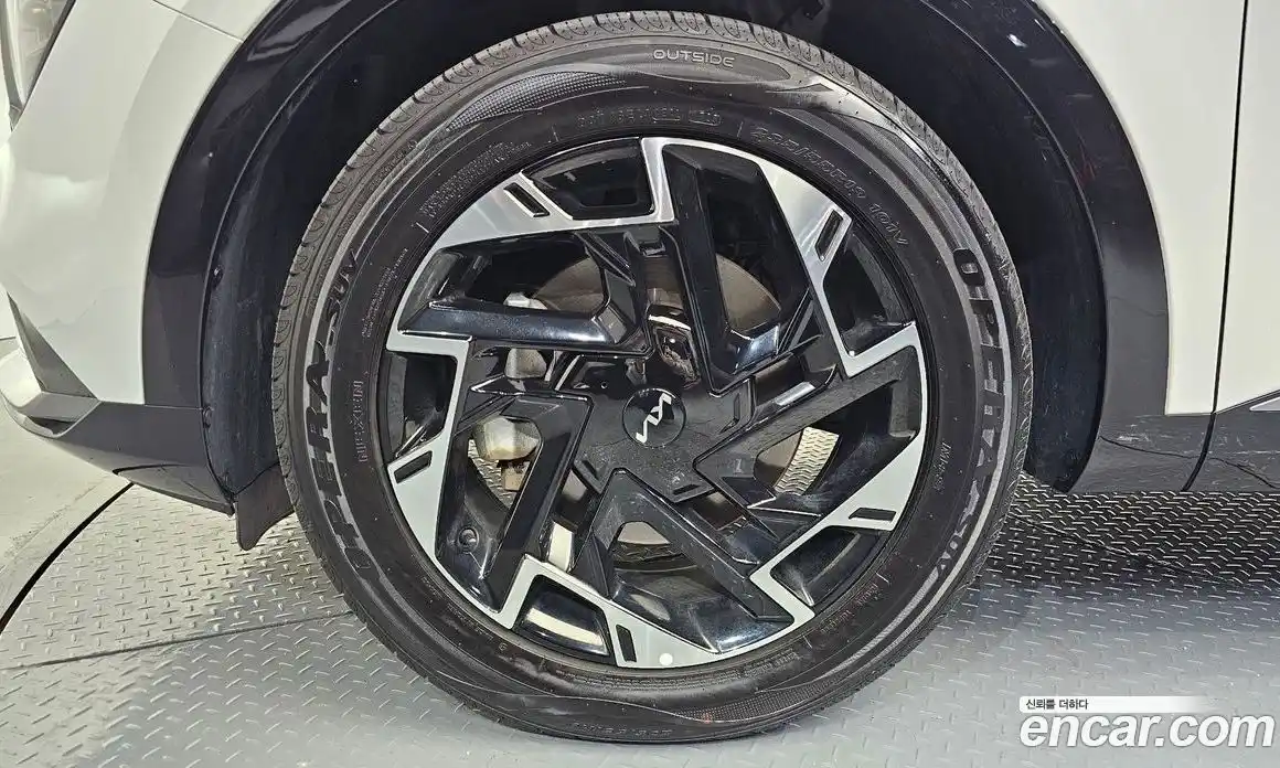 Kia Sportage 2023 1.6 Автомат в Москве № 461199, фото 5