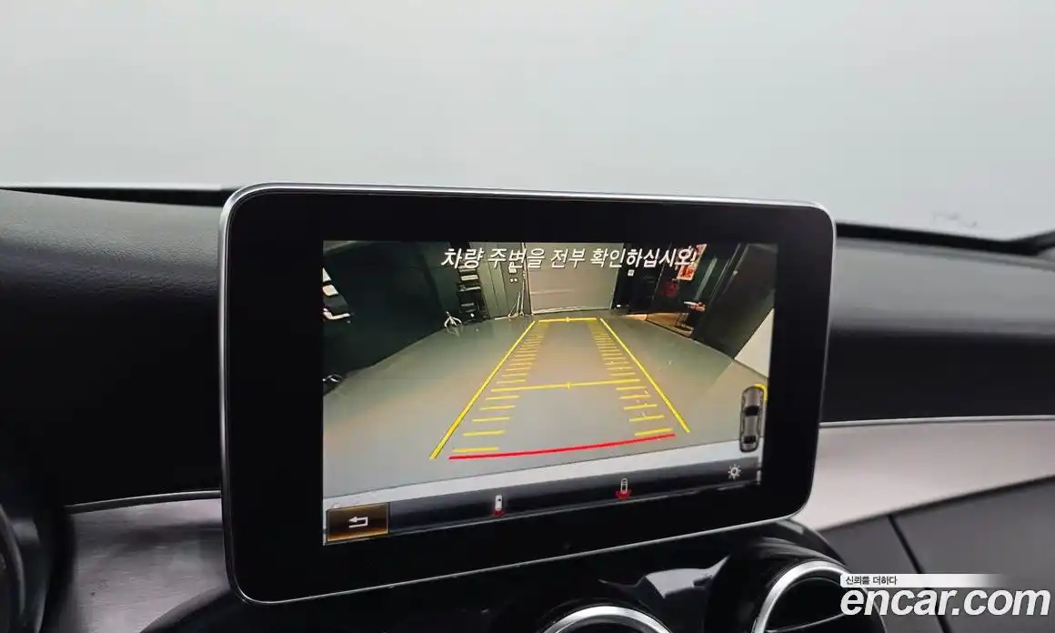 Mercedes-Benz C-Class 2018 2.0 Автомат в Москве № 468057, фото 15