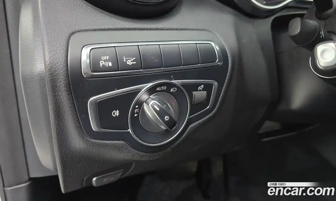 Mercedes-Benz C-Class 2018 2.0 Автомат в Москве № 468057, фото 18