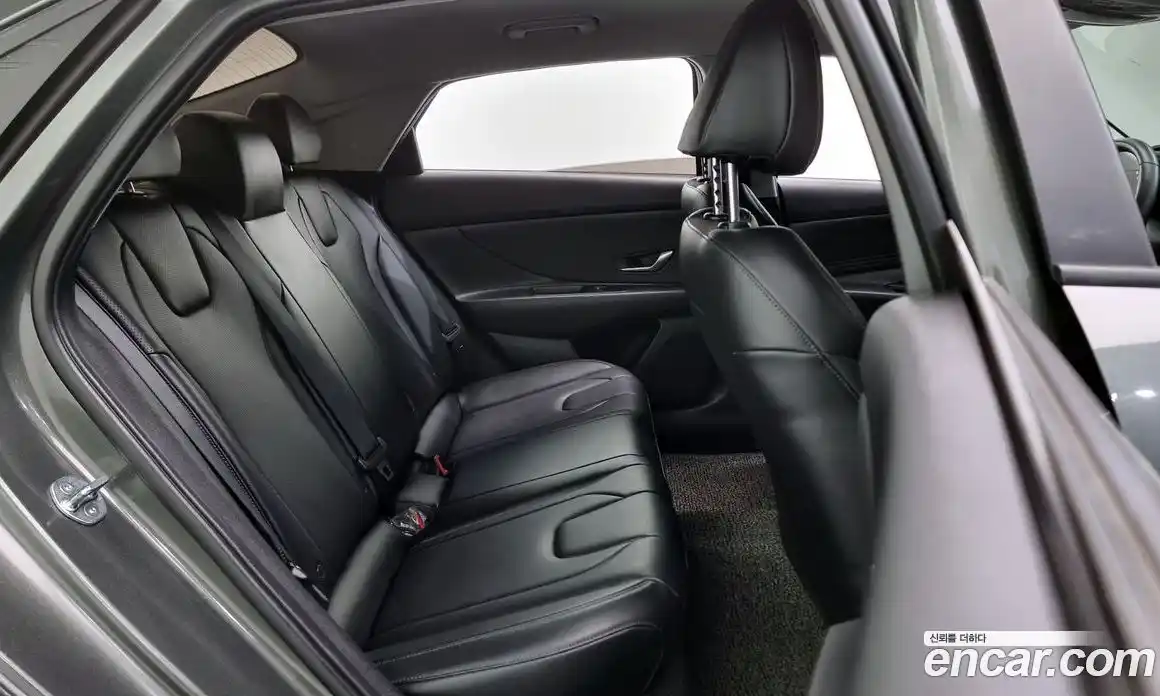 Hyundai Avante 2021 1.6 Автомат в Москве № 49067, фото 12