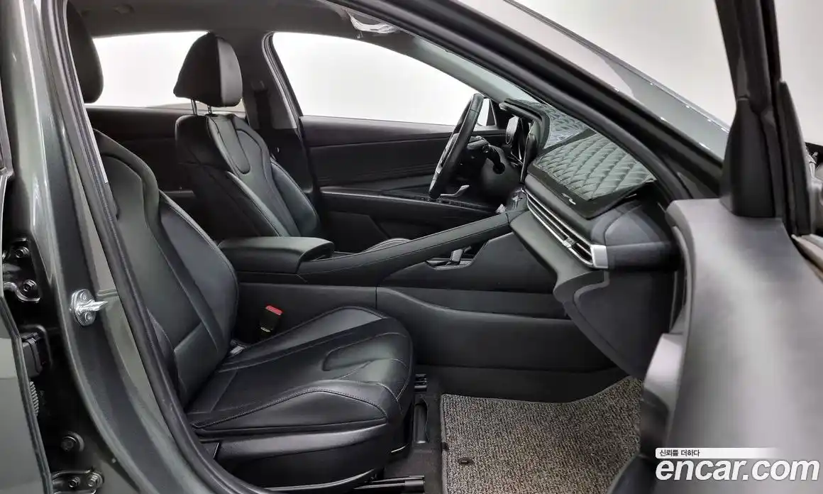 Hyundai Avante 2021 1.6 Автомат в Москве № 49067, фото 10