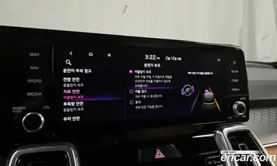 Kia Sorento 2023 1.6 Автомат в Москве № 52531, миниатюра 3