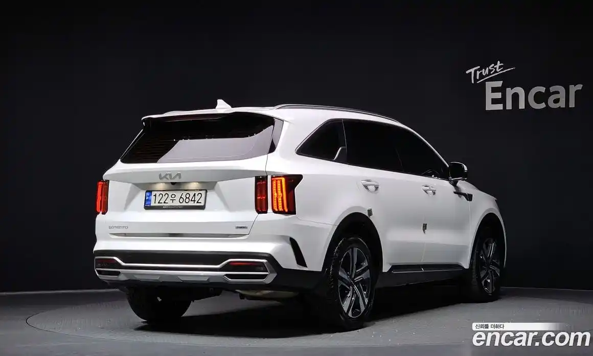 Kia Sorento 2023 1.6 Автомат в Москве № 52531, фото 10